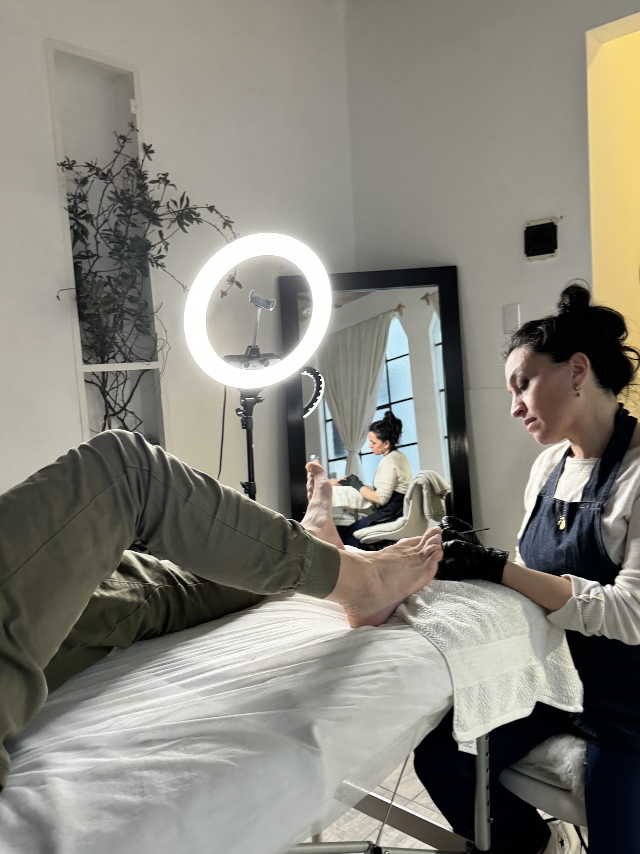 Sesión de reflexología en pies en Doho Spa
